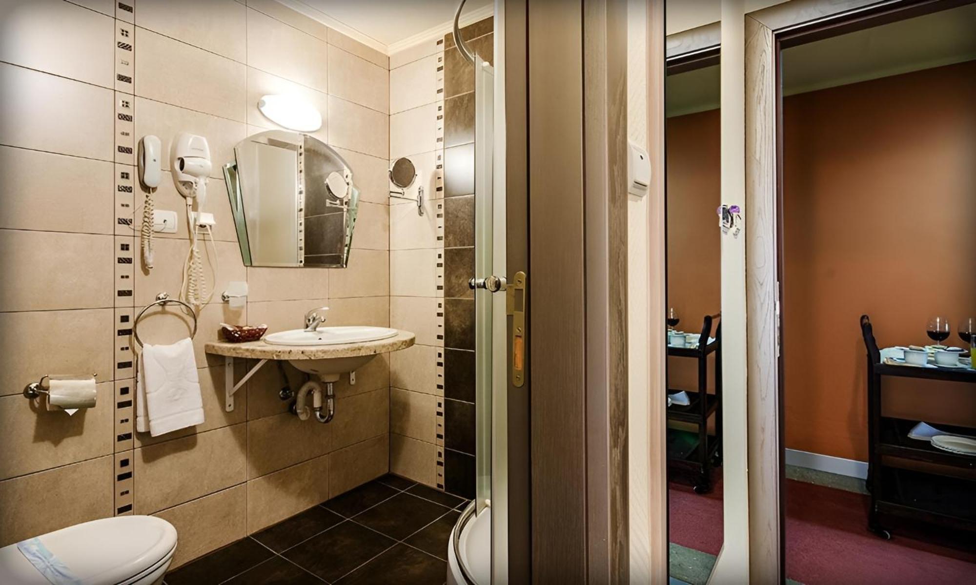 Apartment Hot Tub